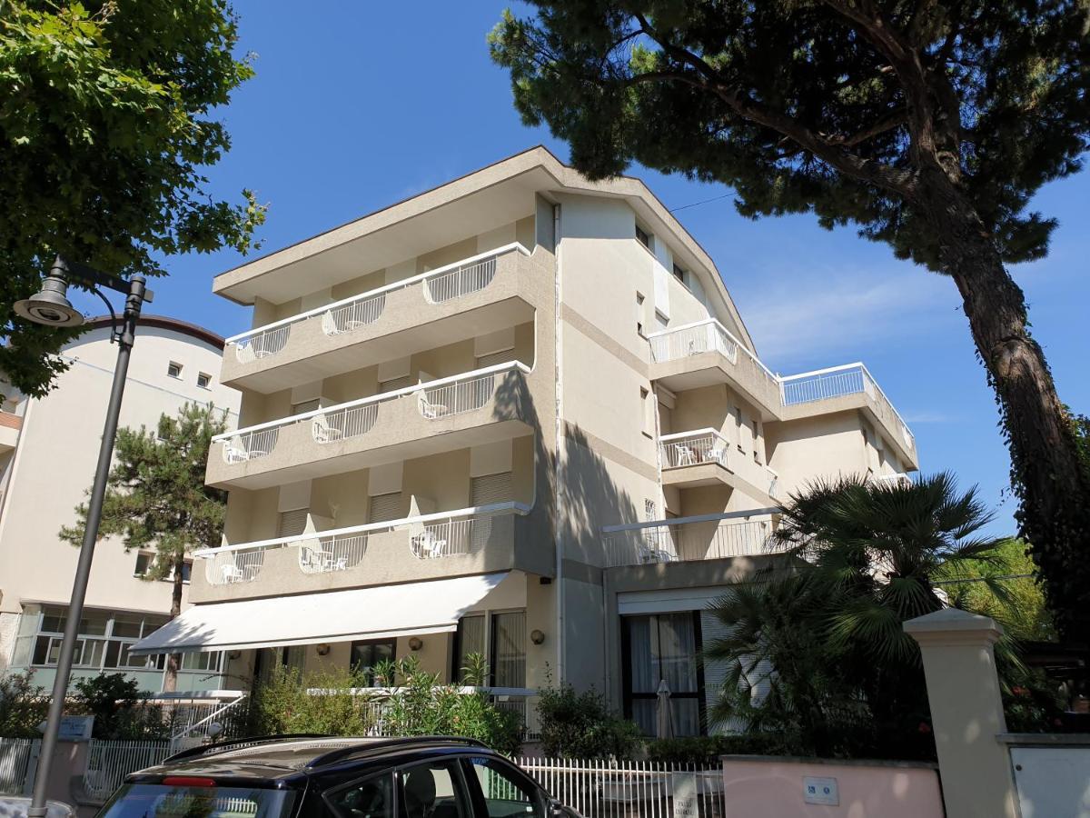 B&B Domus Mea Чезенатико Екстериор снимка