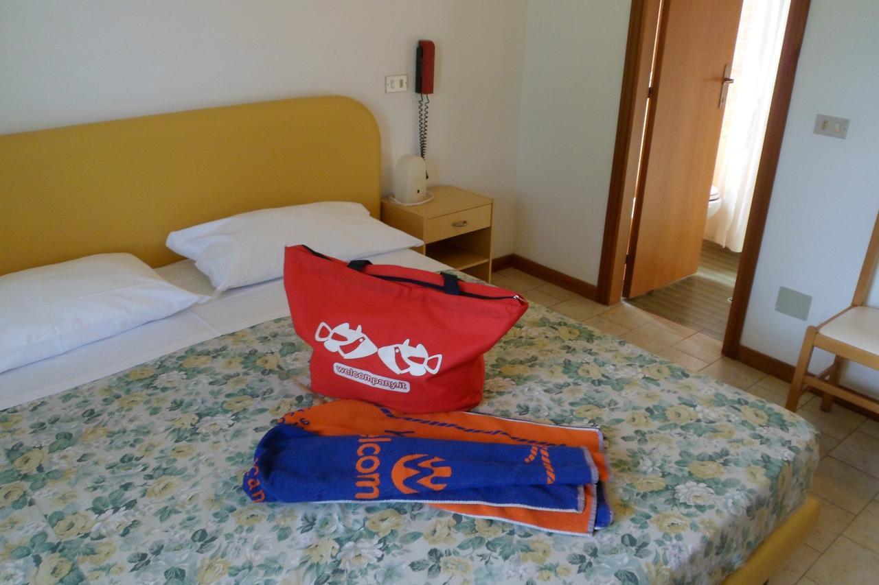 B&B Domus Mea Чезенатико Екстериор снимка
